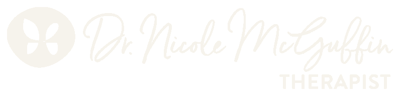 Dr Nicole